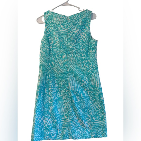 Lilly Pulitzer shift dress - Picture 2 of 9